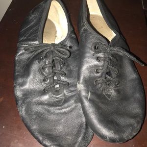 lace up jazz shoes